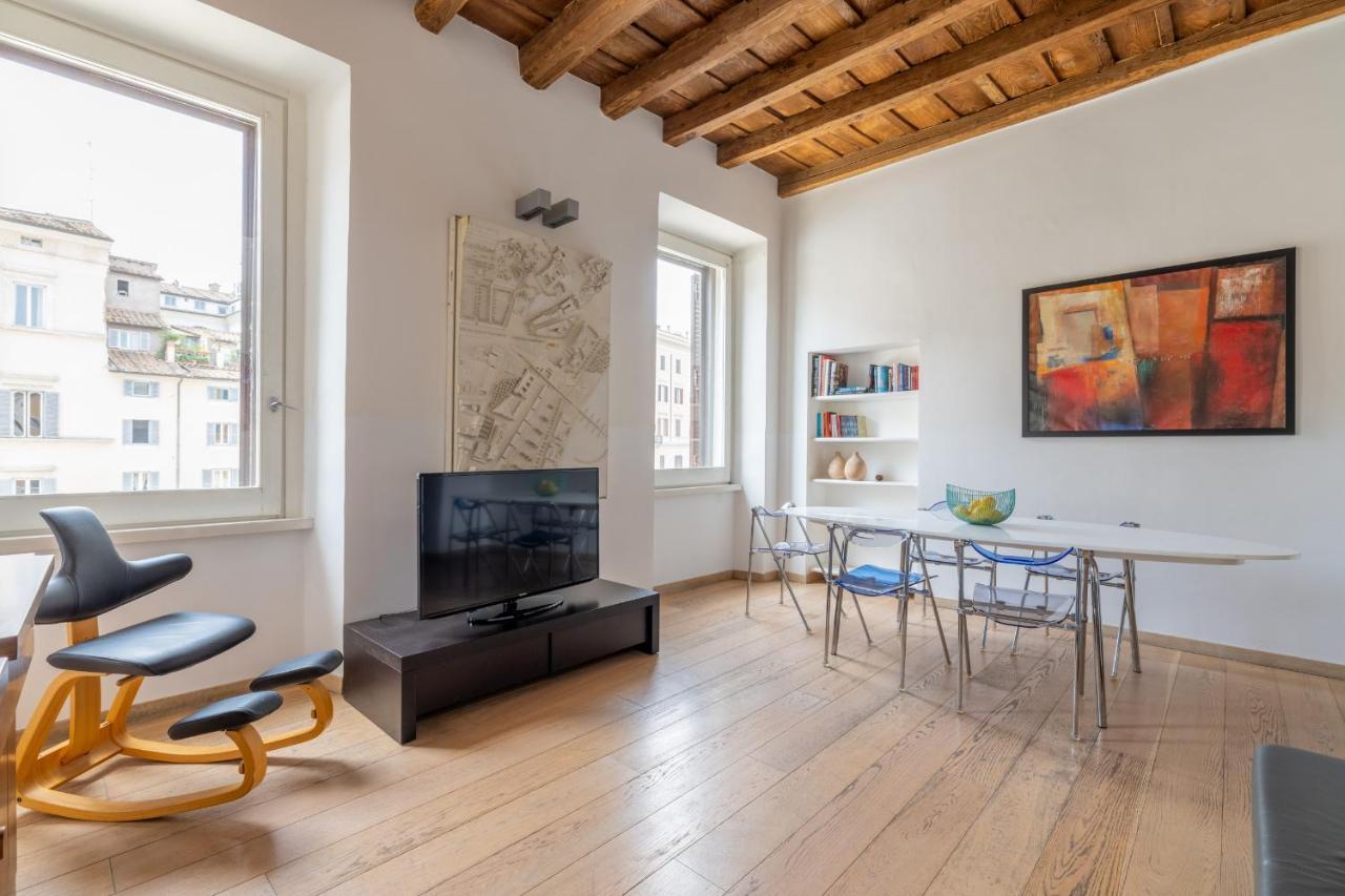 Modern Apartment In Campo De Fiori Roma Exterior foto