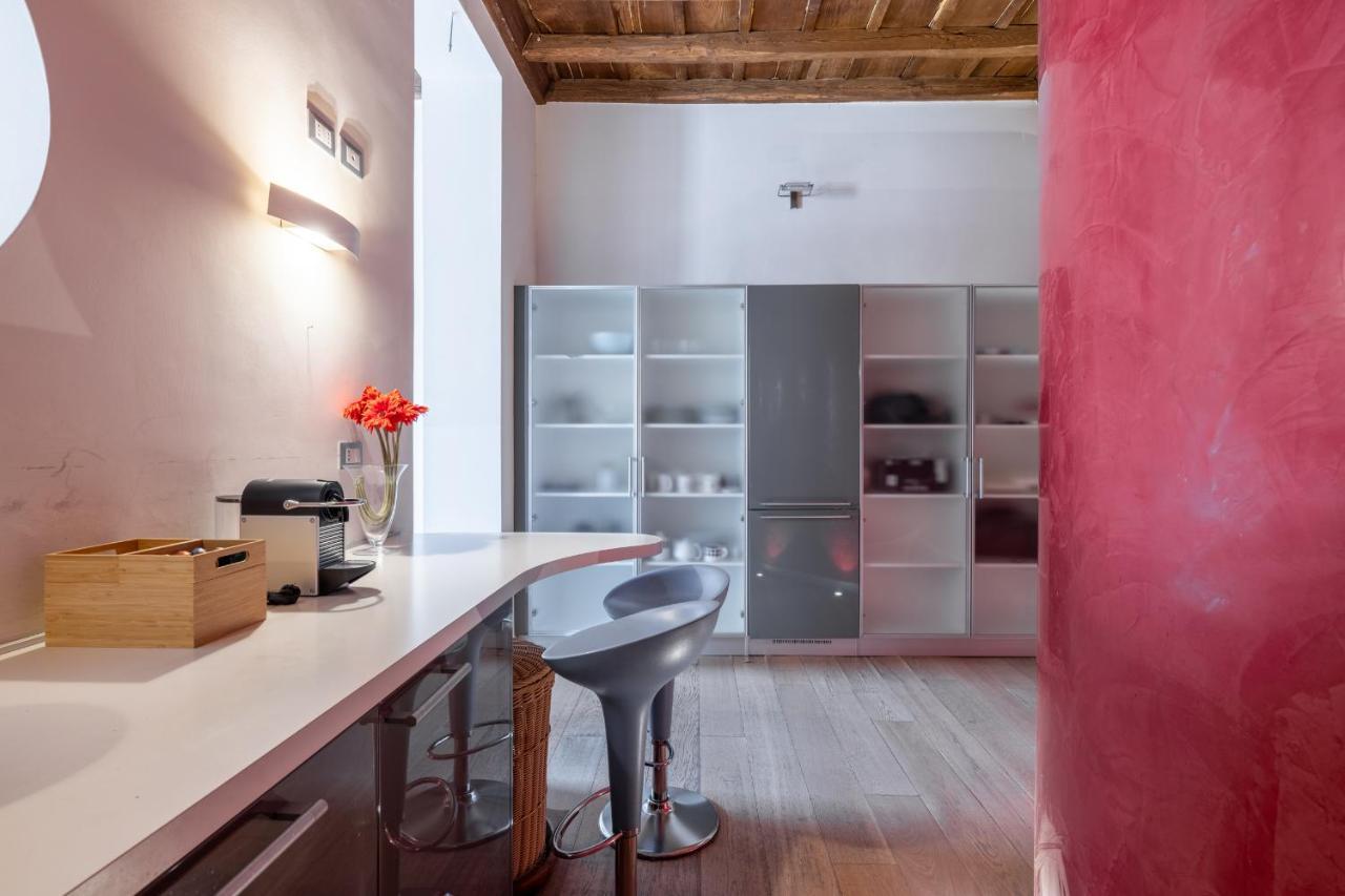 Modern Apartment In Campo De Fiori Roma Exterior foto